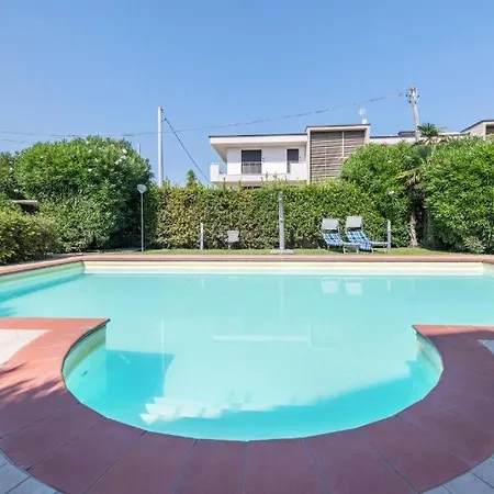 Apartment Trento33 *